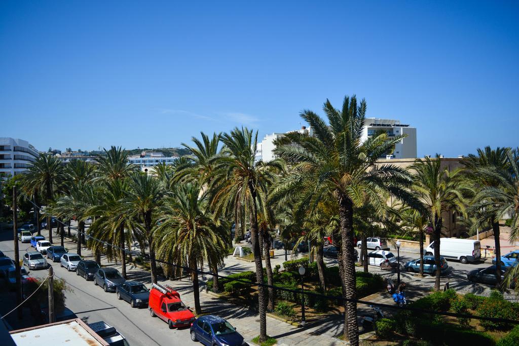 Achillion Hotel Rhodes City エクステリア 写真